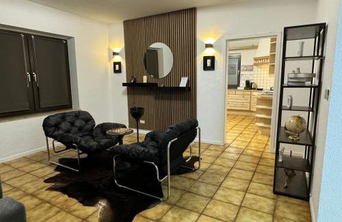 120qm Geräumige Wohnung & Balkon & Parkplatz - Foto 4