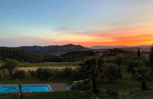 La Venturonne Appartement neuf Rez de jardin 45 m2 vue mer et vignes 10 mn des plages - Foto 3