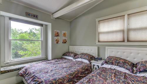 The San Bernard River waterfront provides private access to a spa, boat ramp, and jet skiing - Foto 4