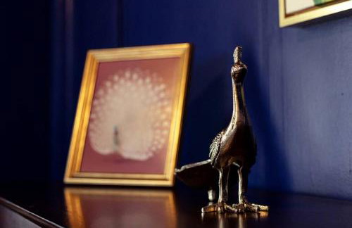 The Peacock - Artsy East Hill Getaway - Foto 5