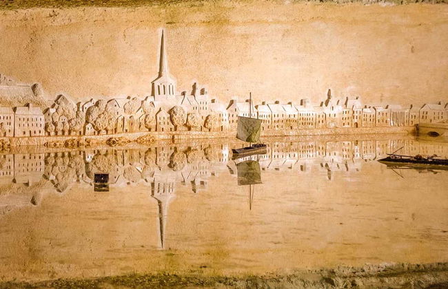 Entrance to the Pierre and Lumière Sculpture Museum - Photo 2