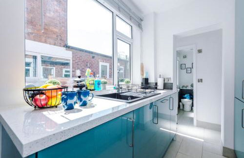 Spacious 3-bed home in Nantwich by 53 Degrees Property - Amazing location, Ideal for Groups - Sleeps 6 - Foto 13