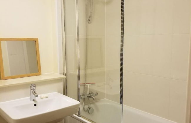 47 Chelsea House - Q-zotica City Centre Apartments: Parking, City view & Smart gadgets - Foto 10