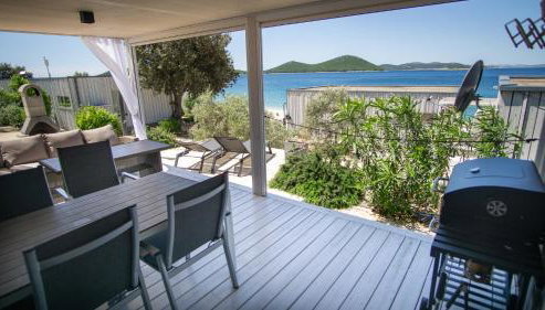 BUQEZ VILA HAJDA 16 - second row direct on the beach - Foto 3