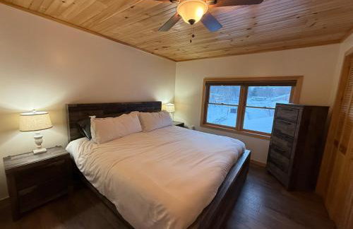 Luxury Waterfront Retreat on Black Lake - Foto 40