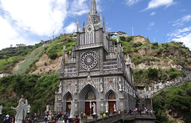 Excursión al Santuario de Las Lajas y cementerio de Tulcán - Foto 4