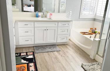 3000sqft Modern Minimal 5BR3BA Home Near ONT - Foto 44