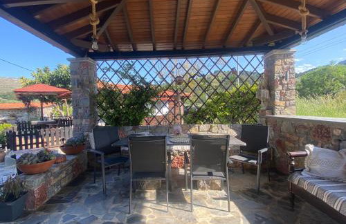 A wooden house in Kardamyla - Foto 30