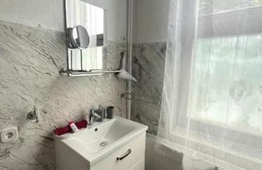 Charming apartment near Emden with garden, 100 m² - Photo 9