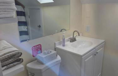 Apartments in Salem - Photo 111