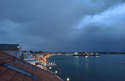 AB Preveza Apartments-15 Meters Over the Sea Attic & Alexander's the Great Executive Suite - Photo 44