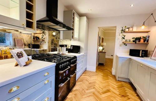 Windsor Coastal Retreat Whitley Bay Sleeps 9 - Foto 45