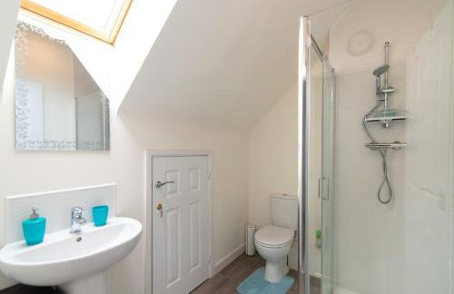 3BR House Perfect For Contractors By Hyped Properties Short Term Rental Agency Shirebrook With Free Parking - Foto 19