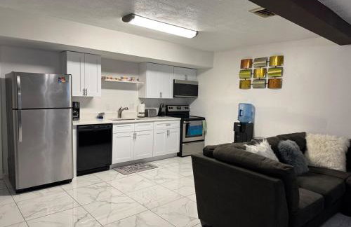 HUGE In-Law Apt Beach Oasis- Private entrance - Foto 43