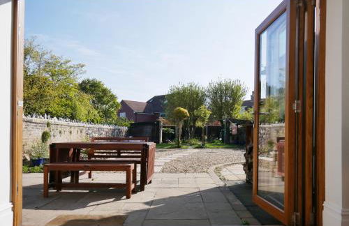 Close to beaches and town, off street parking - Foto 16