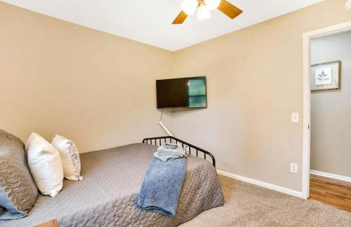 Country Lane Cottage- privacy & quiet neighborhood - Foto 18