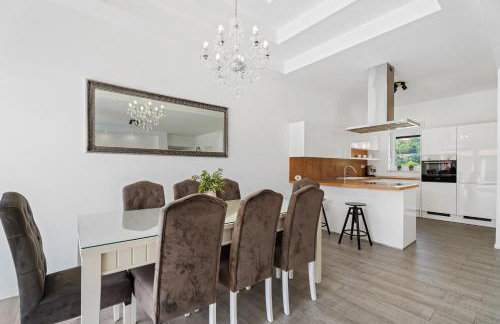 Villa Anja is a 4 bedroom villa with a 32 sqm heated pool near Imotski - Foto 17