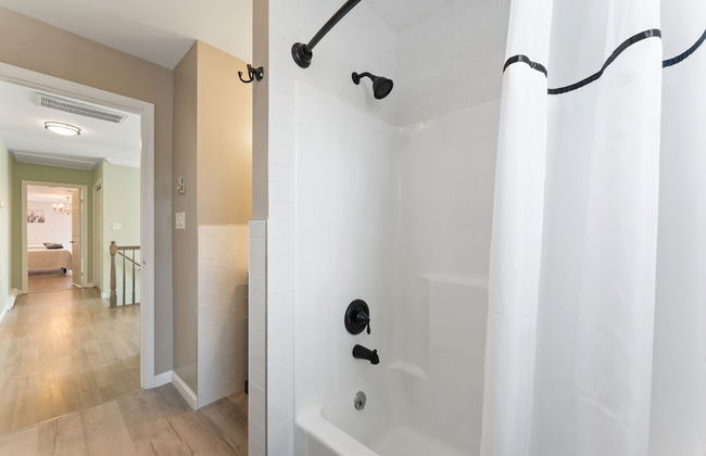 Amazing Vacation House In Poconos~hottub~game Room 6 Bedroom Home - Foto 26