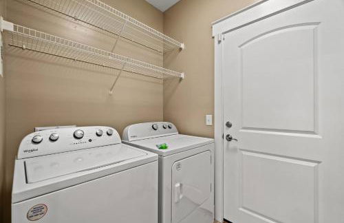 Charming Retreat, a Short Walk to Laguna Beach, With Room for 10! - Photo 36