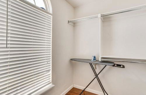 14 Mi to Dtwn OKC Edmond Gem with Fenced Yard! - Foto 16