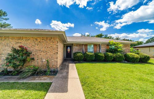 Private Pool, Entire House, In the Center of DFW - Foto 37