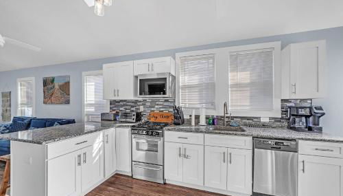 Cozy 3-BR Retreat, Four Blocks to Beach & Boardwalk home - Foto 4