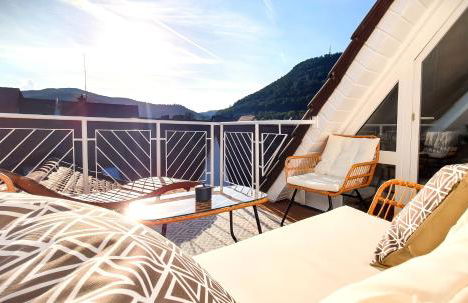 ROMANTIC-Apartment - Altbauflair mit Dachterrasse & Waldblick, Maisonette, 80m2 - Foto 1