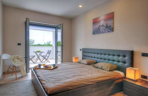 Villa Onyx for 12 people near Porec with 65 private pool and jacuzzi - Photo 36