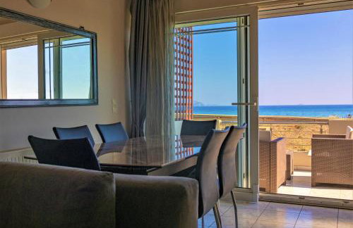 Villa Maria with heated pool, next to the beach - Foto 12