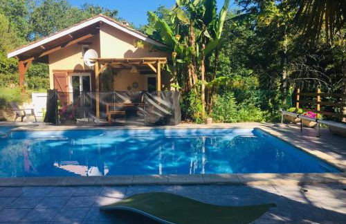 Gîte Le Bellevue avec piscine privative - climatisation - Foto 15