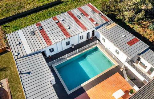 Live, Laugh, Love Beach Guest Home with AC - Foto 80