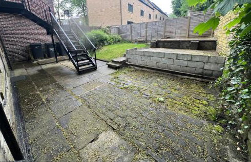 Spacious ground floor suite comfortably sleeps up to eight - Foto 15