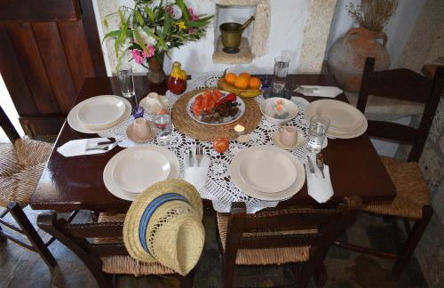 Anna's Stone House - Foto 13