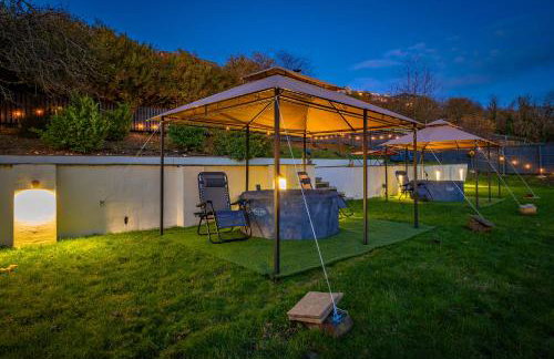 Spacious 6 Bedroom Escape with Hot Tub, Games Room & Karaoke in Yorkshire - Foto 37