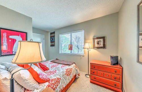 Scenic Hideaway with Deck and Grill about 6 Mi to Ruidoso! - Foto 22