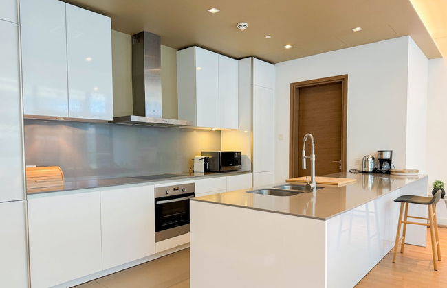 Aya - Sophisticated 1BR Apartment in CityWalk with Views - Photo 13