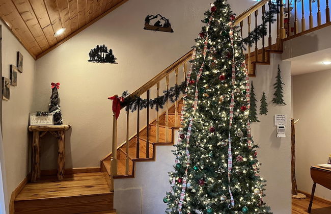 Smoky Mountain Getaway 3 Bedroom Cabin by RedAwning - Photo 22