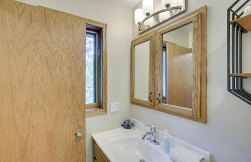 Secluded Wautoma Home with Fire Pit! - Foto 7