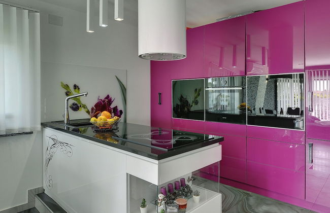 Modern Villa With Private Pool Consisting of 2 Apartments Near the Beach - Photo 6