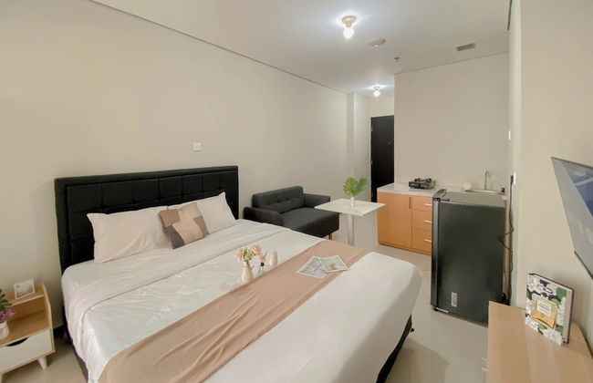 Best Furnished And Homey Studio Nifarro Park Apartment - Foto 25