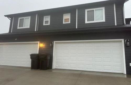 Luxurious Brand New Entire 3br and 2bath - Foto 1