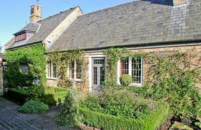 Netherall Manor Lodge - Photo 1