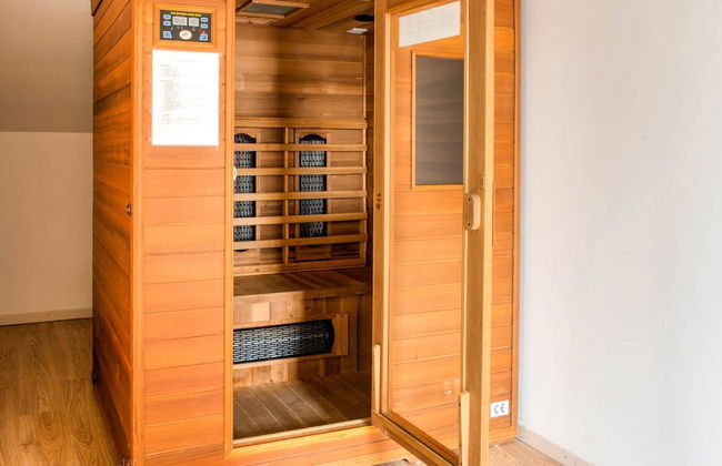 Pleasant Holiday Home With Infrared Sauna - Photo 25