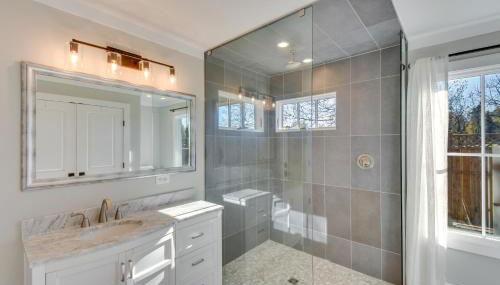 Modern Clarkesville Cottage with Decks and Patio! - Foto 2