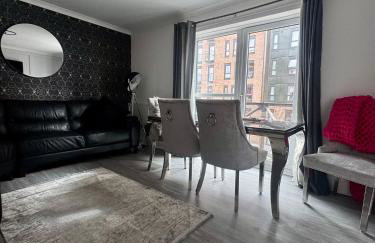 2 Bedroom Apartment at SECC Hydro FREE PARKING - Photo 6