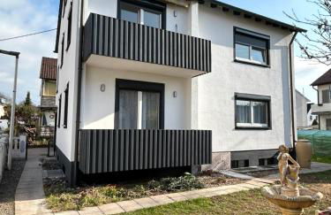 Yoe Apartment - Photo 3