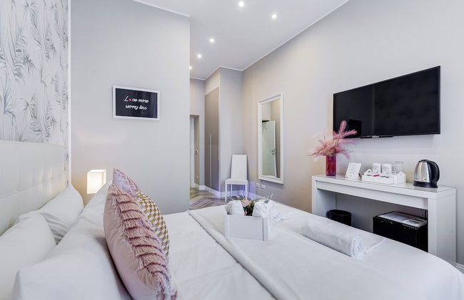 Hanky Suite - Photo 8