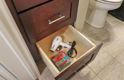 Tranquil 1BR Apartment in Arlington Heights - Salem 3C - Foto 15