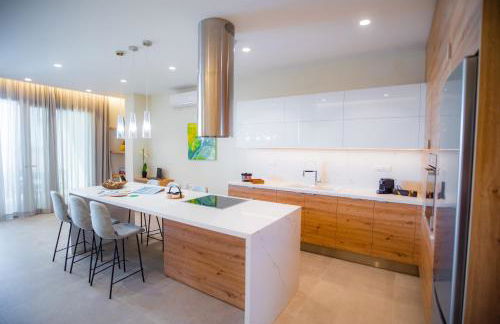 Blue Velvet Coast Luxury Villas - Photo 22