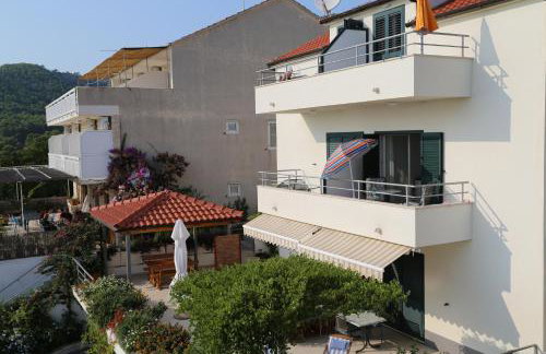 Apartments Plazibat - Photo 12